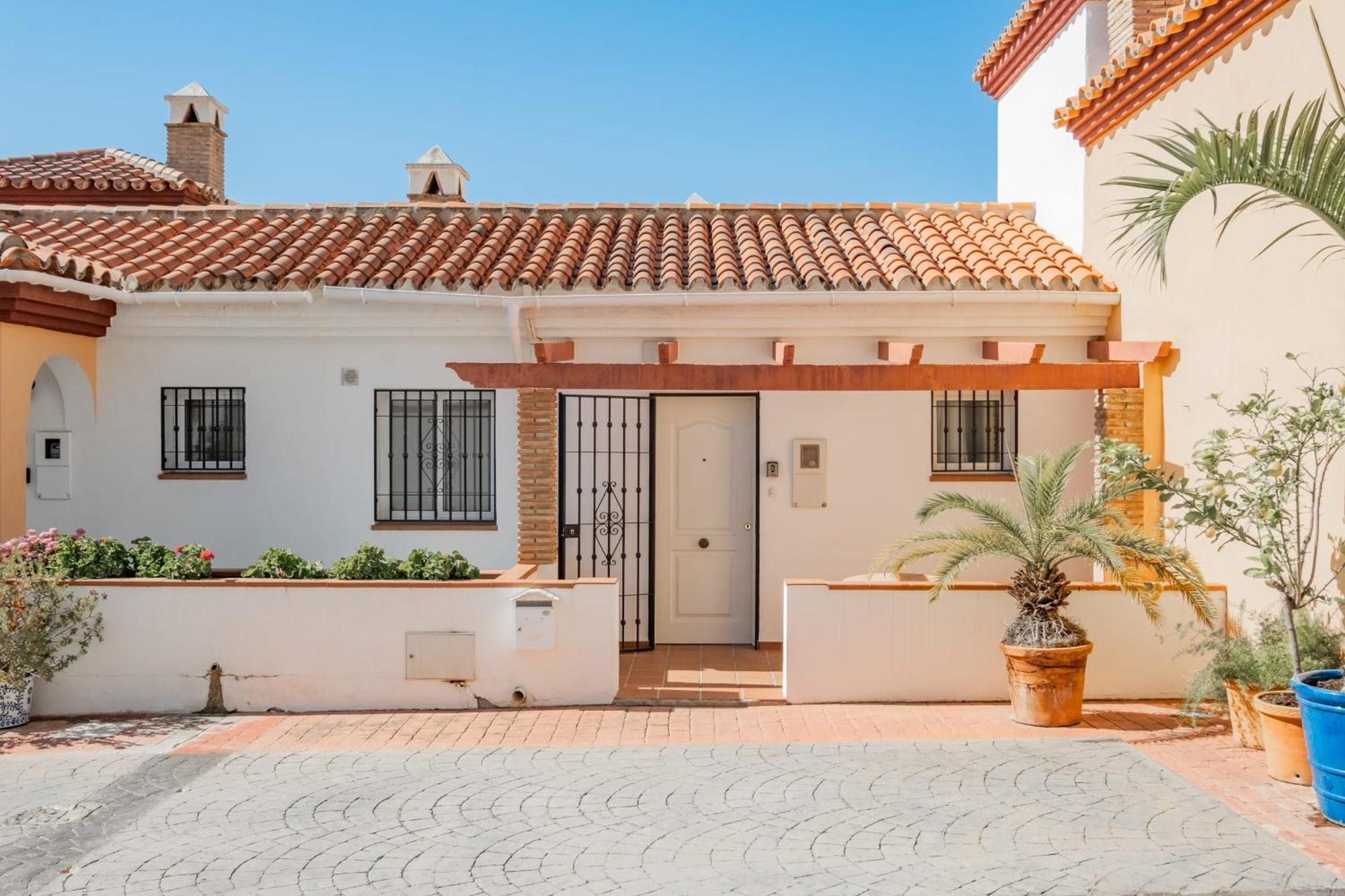 Aljamar 24 Comfortable House Near Burriana Beach Nerja Εξωτερικό φωτογραφία
